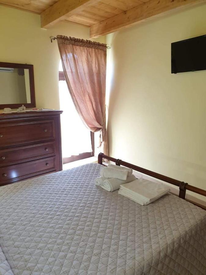 Estia Bed & Breakfast Scano Montiferro Luaran gambar