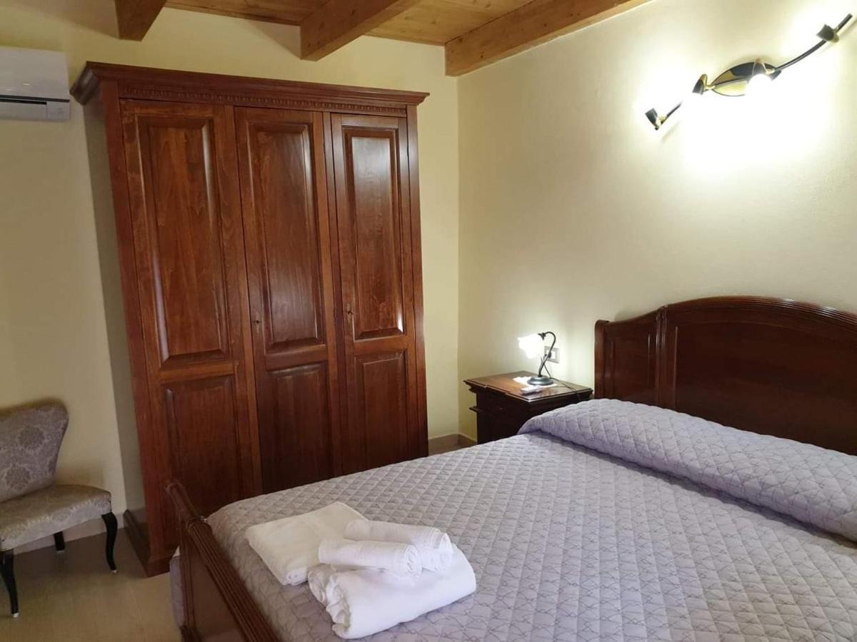 Estia Bed & Breakfast Scano Montiferro Luaran gambar